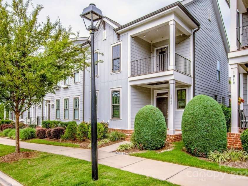 108 Certificate Street, Mooresville, NC 28117.  MLS# CAR4295632, YatesRealty ID 35195. 108 Certificate Street #A - Master on Main