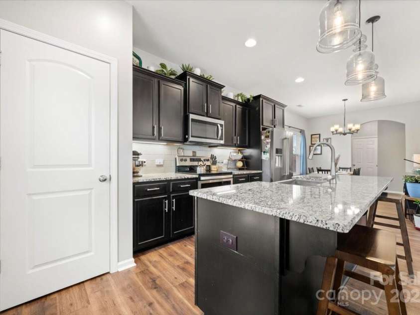 879 Von Buren Boulevard, Rock Hill, SC 29730.  MLS# CAR4293955, YatesRealty ID 35196. 