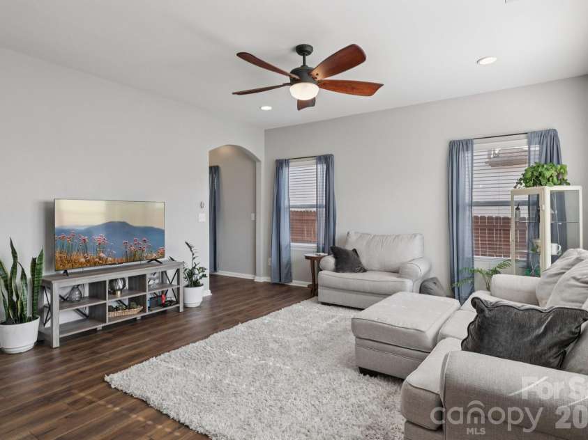 879 Von Buren Boulevard, Rock Hill, SC 29730.  MLS# CAR4325074, YatesRealty ID 35196. 