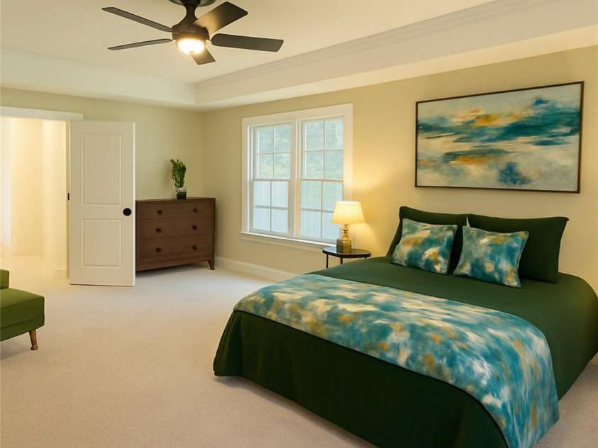 317 8th Street, Hickory, NC 28601.  MLS# CAR4293571, YatesRealty ID 35197. 