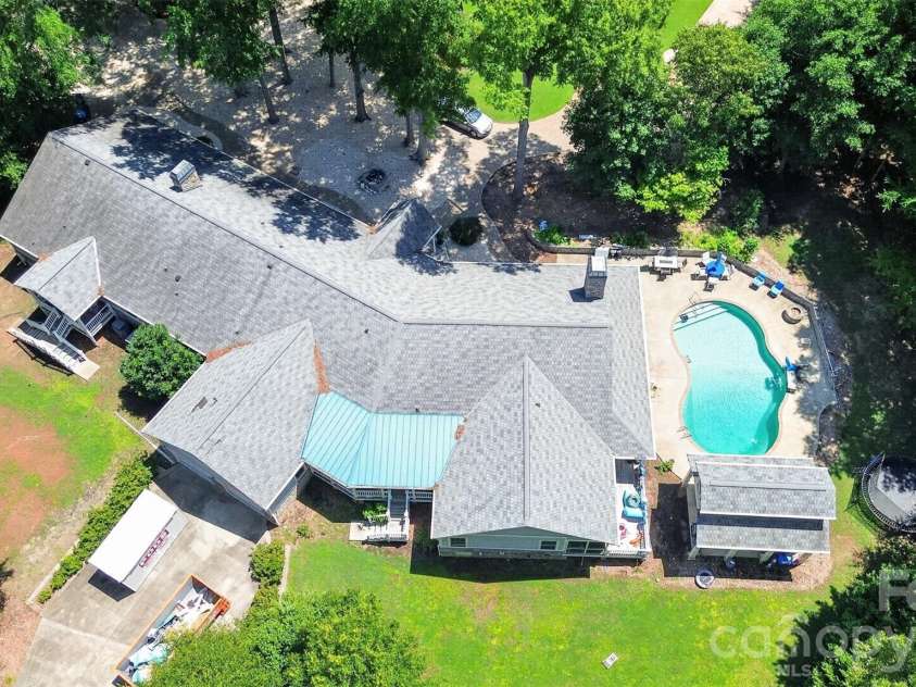 9704 Saddle Avenue, Waxhaw, NC 28173.  MLS# CAR4400749, YatesRealty ID 35198. 