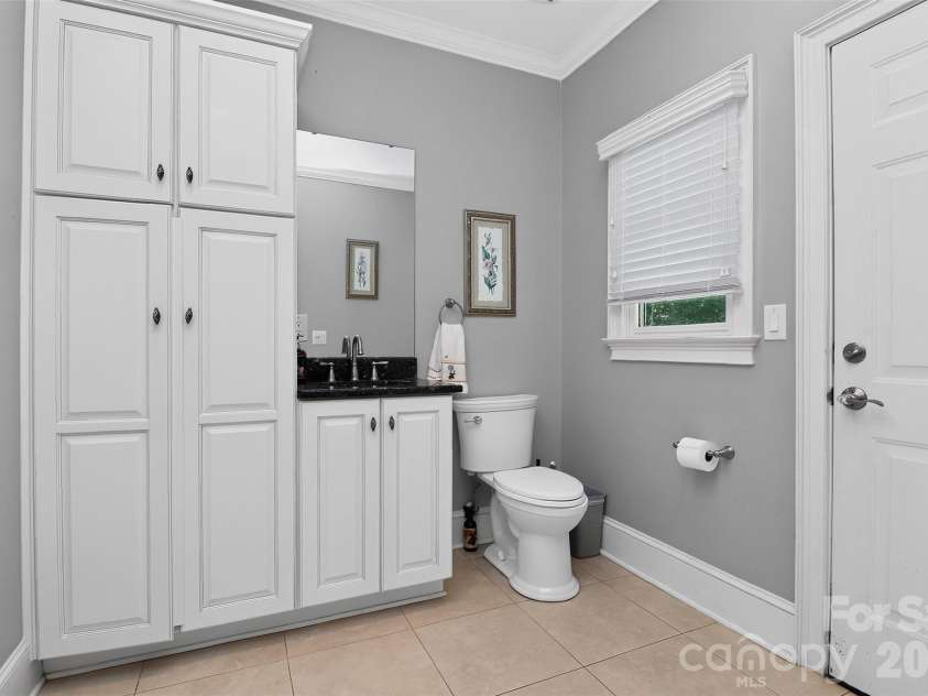 9704 Saddle Avenue, Waxhaw, NC 28173.  MLS# CAR4400749, YatesRealty ID 35198. 