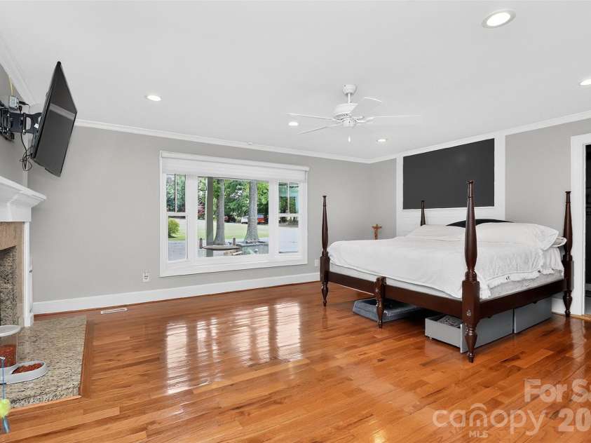 9704 Saddle Avenue, Waxhaw, NC 28173.  MLS# CAR4400749, YatesRealty ID 35198. 