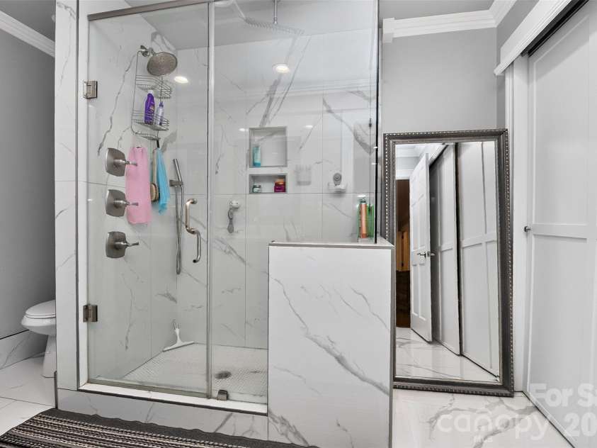 9704 Saddle Avenue, Waxhaw, NC 28173.  MLS# CAR4400749, YatesRealty ID 35198. 