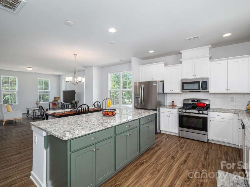 234 Gilead Road, Huntersville, NC 28078.  MLS# CAR4285483, YatesRealty ID 35199. 
