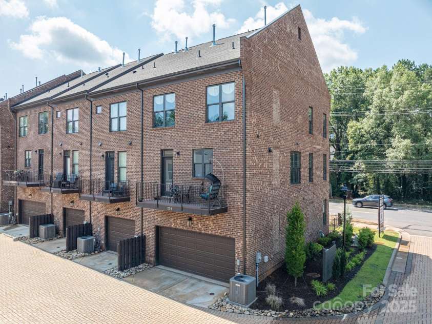 234 Gilead Road, Huntersville, NC 28078.  MLS# CAR4285483, YatesRealty ID 35199. 