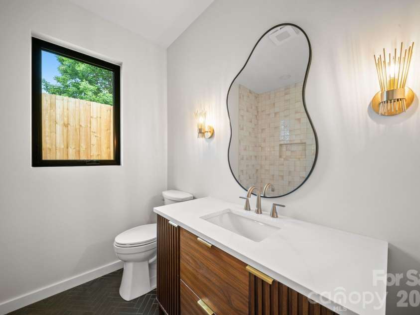 6 Sandhurst Drive, Asheville, NC 28806.  MLS# CAR4400768, YatesRealty ID 35199. 