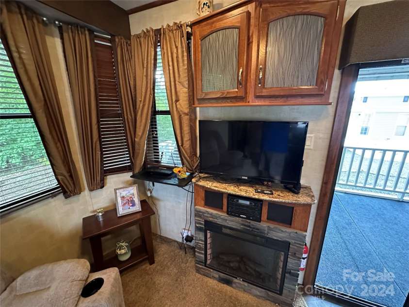 113 Hummingbird Circle, New London, NC 28127.  MLS# CAR4171497, YatesRealty ID 352. 