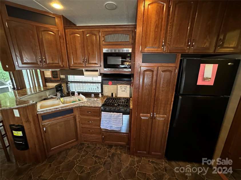 113 Hummingbird Circle, New London, NC 28127.  MLS# CAR4171497, YatesRealty ID 352. 