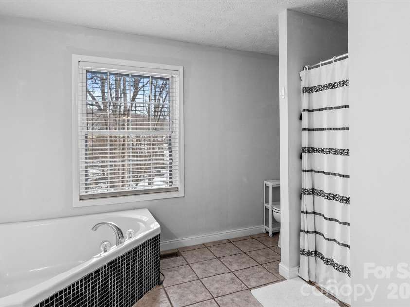 1012 Tuckda Way, Hamptonville, NC 27020.  MLS# CAR4342770, YatesRealty ID 3520. 