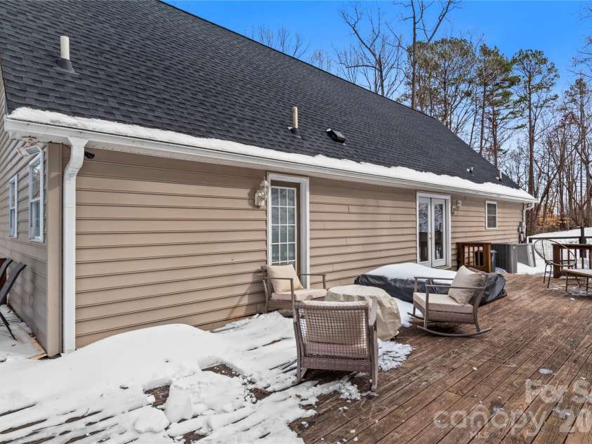 1012 Tuckda Way, Hamptonville, NC 27020.  MLS# CAR4342770, YatesRealty ID 3520. 