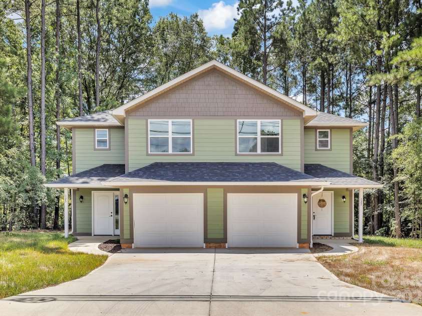 125 Lowrance Avenue, Kannapolis, NC 28081.  MLS# CAR4282320, YatesRealty ID 3520. 