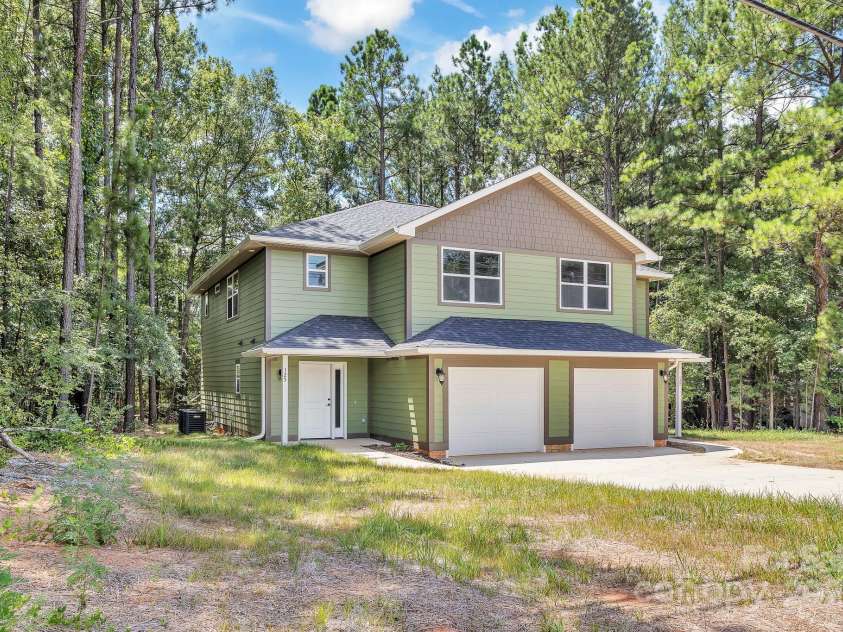 125 Lowrance Avenue, Kannapolis, NC 28081.  MLS# CAR4282320, YatesRealty ID 3520. 