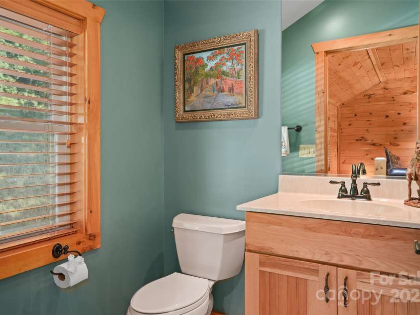 522 Woody Lane, Waynesville, NC 28786.  MLS# CAR4293647, YatesRealty ID 35200. 
