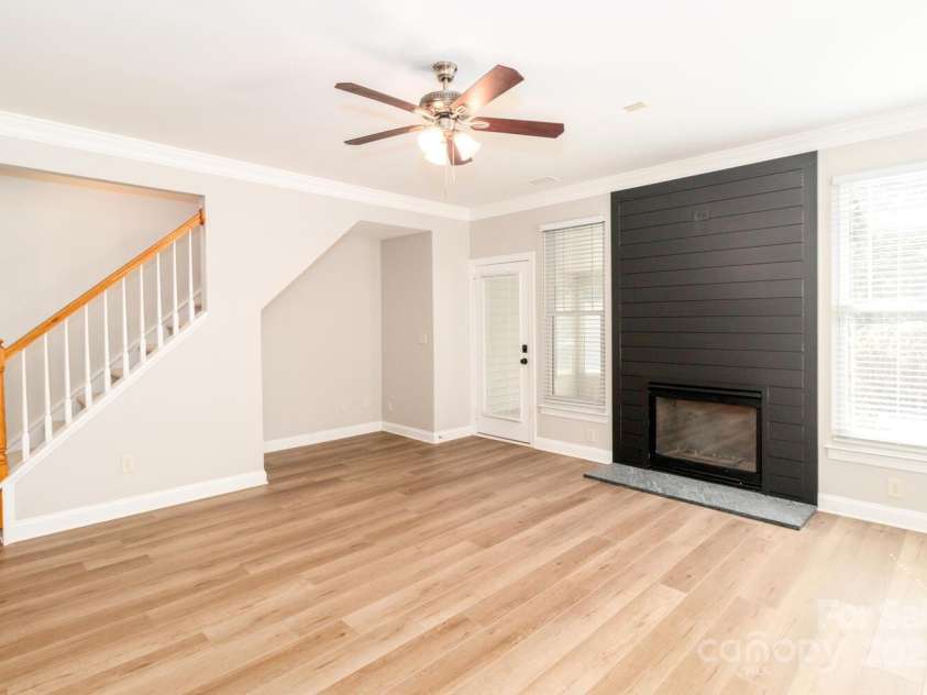 8010 Cottsbrooke Drive, Huntersville, NC 28078.  MLS# CAR4297605, YatesRealty ID 35201. 