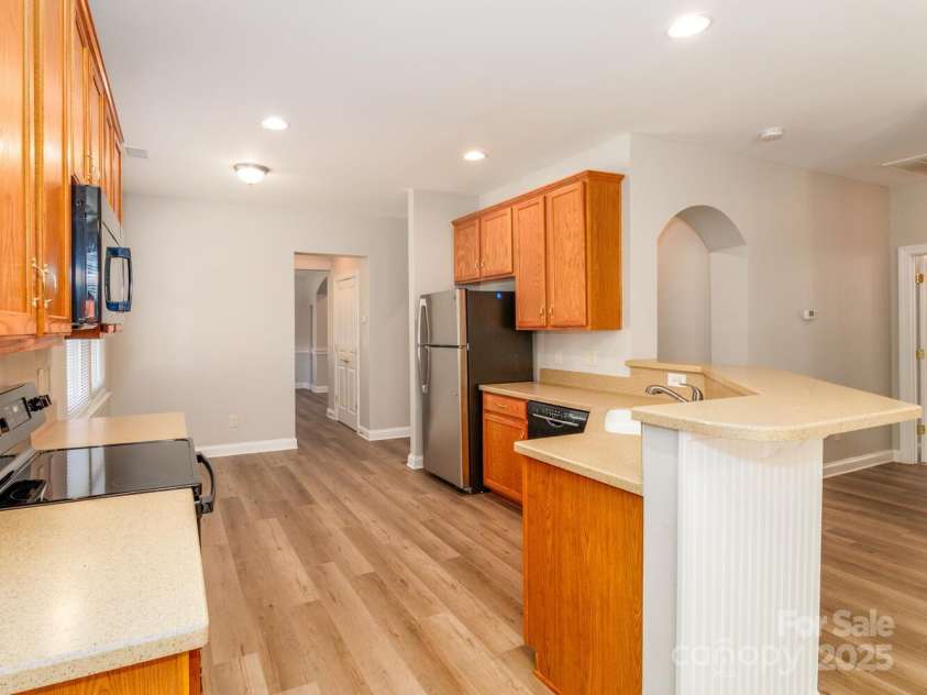 8010 Cottsbrooke Drive, Huntersville, NC 28078.  MLS# CAR4297605, YatesRealty ID 35201. 
