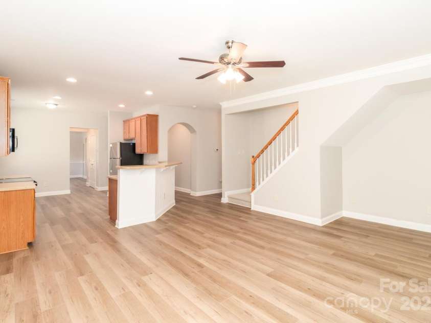 8010 Cottsbrooke Drive, Huntersville, NC 28078.  MLS# CAR4297605, YatesRealty ID 35201. 