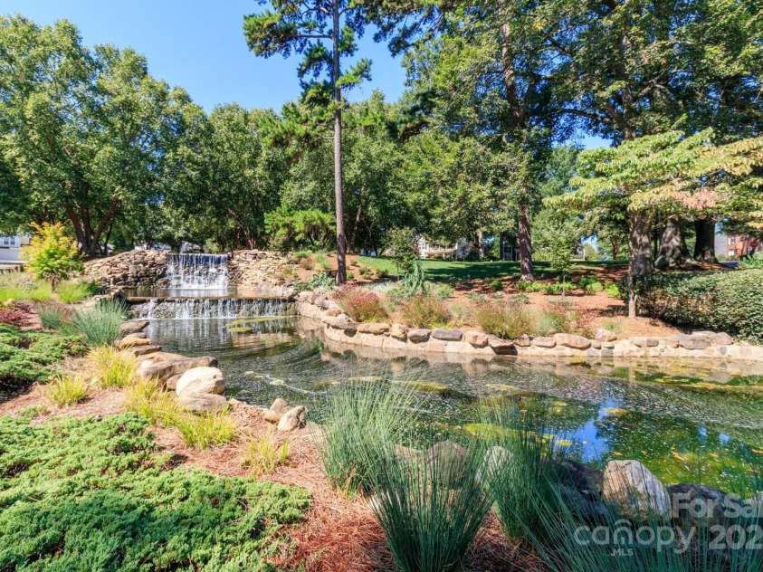 8010 Cottsbrooke Drive, Huntersville, NC 28078.  MLS# CAR4297605, YatesRealty ID 35201. 