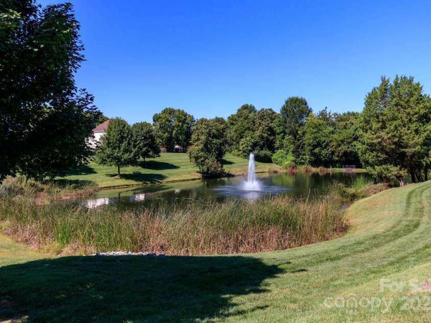 8010 Cottsbrooke Drive, Huntersville, NC 28078.  MLS# CAR4297605, YatesRealty ID 35201. 