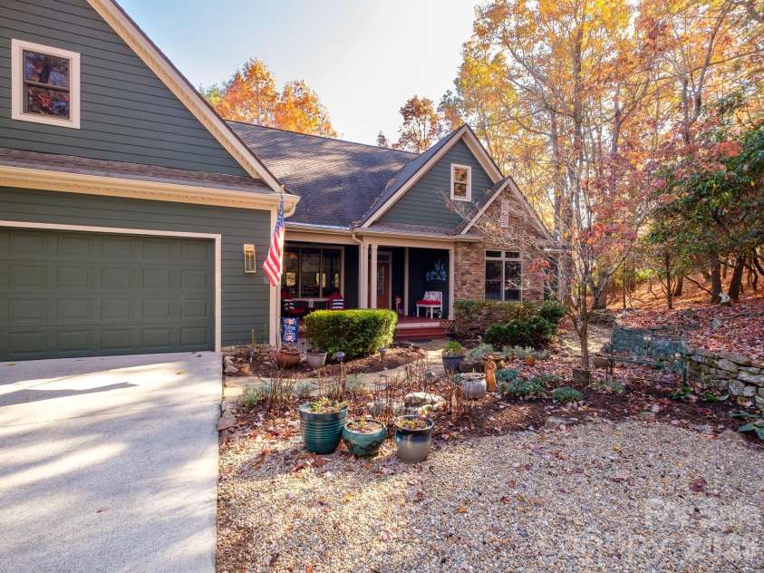 44 Gasga Court, Brevard, NC 28712.  MLS# CAR4399976, YatesRealty ID 35202. 