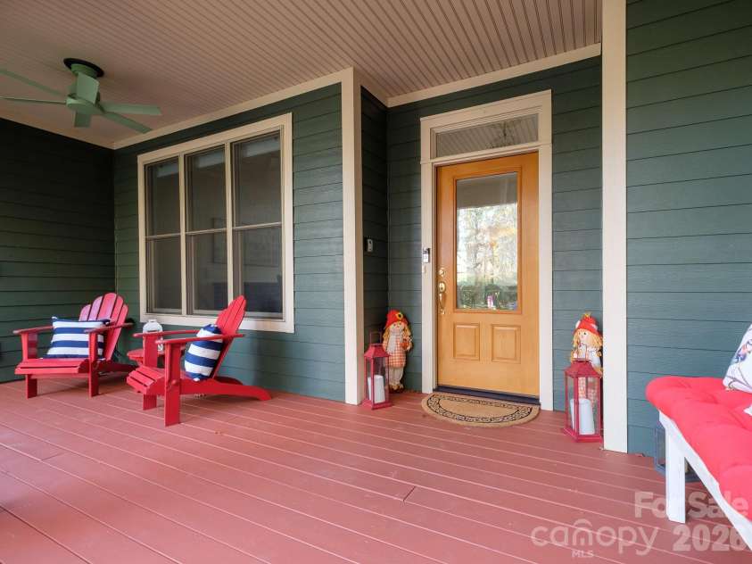 44 Gasga Court, Brevard, NC 28712.  MLS# CAR4399976, YatesRealty ID 35202. 