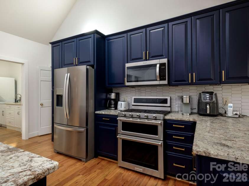 44 Gasga Court, Brevard, NC 28712.  MLS# CAR4399976, YatesRealty ID 35202. 