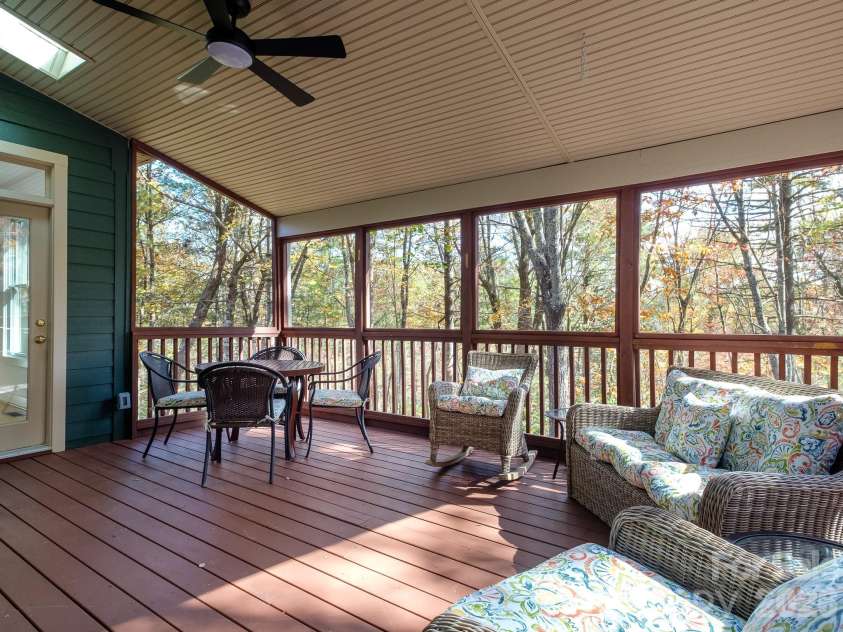 44 Gasga Court, Brevard, NC 28712.  MLS# CAR4399976, YatesRealty ID 35202. 