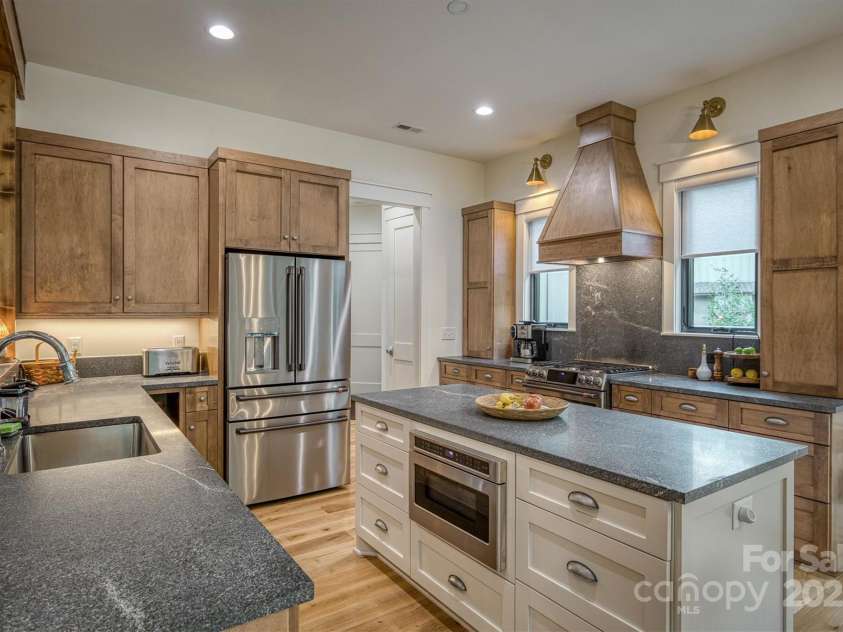 1387 Cedar Branch Lane, Morganton, NC 28655.  MLS# CAR4296918, YatesRealty ID 35203. 