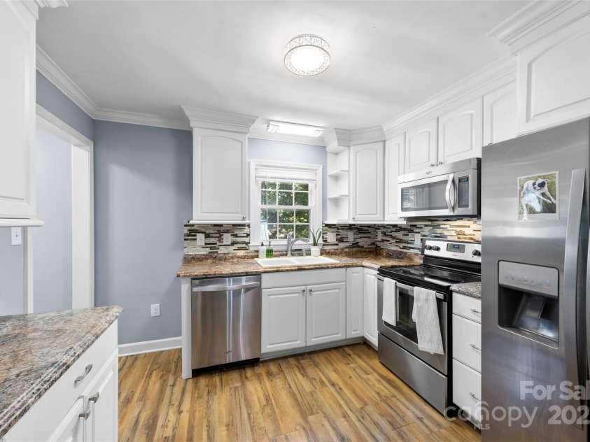 2411 Winterfield Drive, Gastonia, NC 28056.  MLS# CAR4297530, YatesRealty ID 35204. 