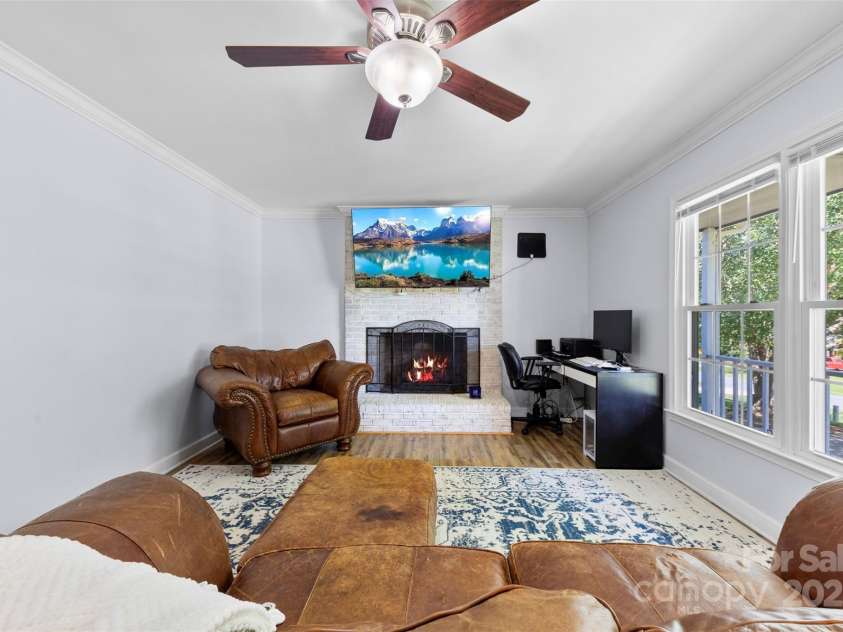 2411 Winterfield Drive, Gastonia, NC 28056.  MLS# CAR4297530, YatesRealty ID 35204. 