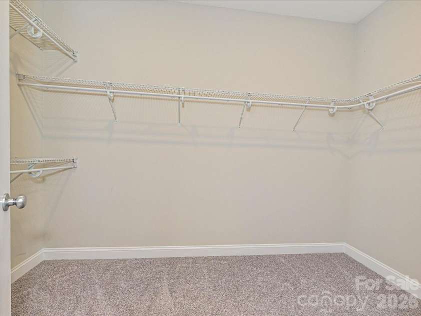 6320 Kennard Drive, Charlotte, NC 28216.  MLS# CAR4400358, YatesRealty ID 35206. Primary Closet