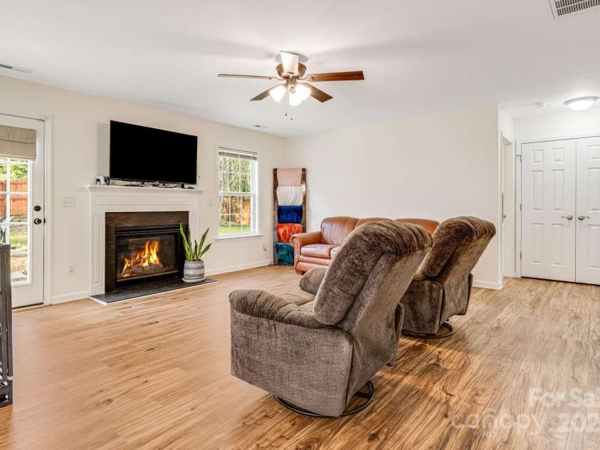 299 Swift Creek Road, Fletcher, NC 28732.  MLS# CAR4297720, YatesRealty ID 35207. 