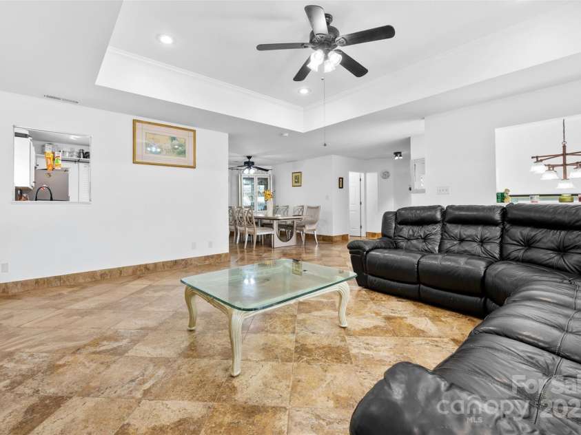 107 Cliffwood Drive, Hudson, NC 28638.  MLS# CAR4297801, YatesRealty ID 35208. 