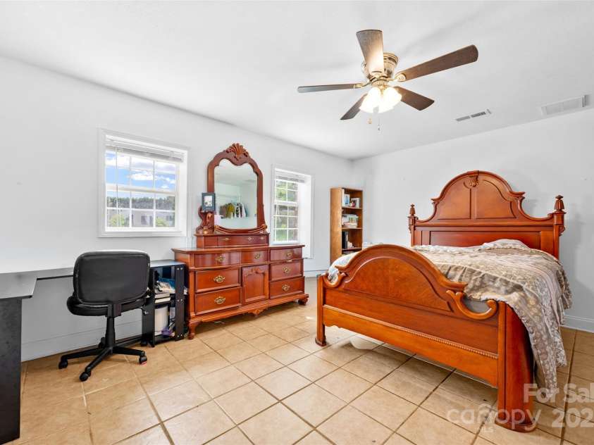 107 Cliffwood Drive, Hudson, NC 28638.  MLS# CAR4297801, YatesRealty ID 35208. 