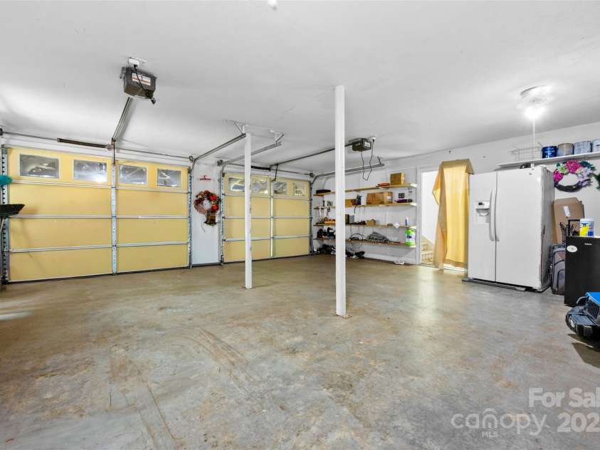 107 Cliffwood Drive, Hudson, NC 28638.  MLS# CAR4297801, YatesRealty ID 35208. 