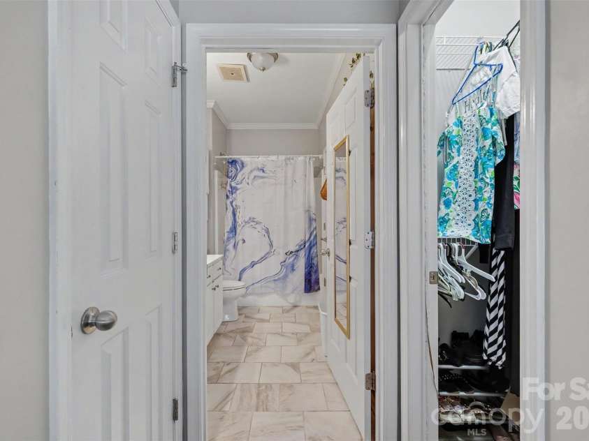 5431 Village Drive, Concord, NC 28027.  MLS# CAR4398739, YatesRealty ID 35208. 