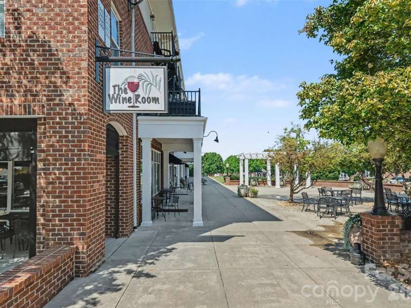 5431 Village Drive, Concord, NC 28027.  MLS# CAR4398739, YatesRealty ID 35208. 
