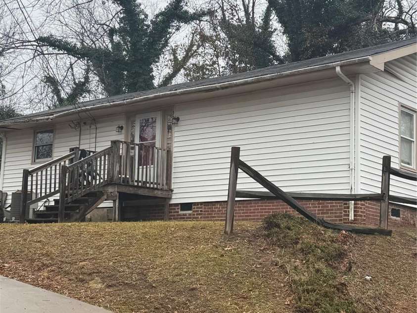 320 TE White Sr Drive, Albemarle, NC 28001.  MLS# CAR4327315, YatesRealty ID 3521. 