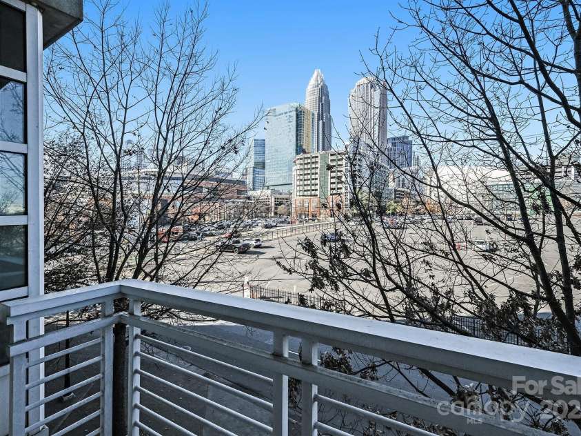 505 Sixth Street, Charlotte, NC 28202.  MLS# CAR4331370, YatesRealty ID 3521. 