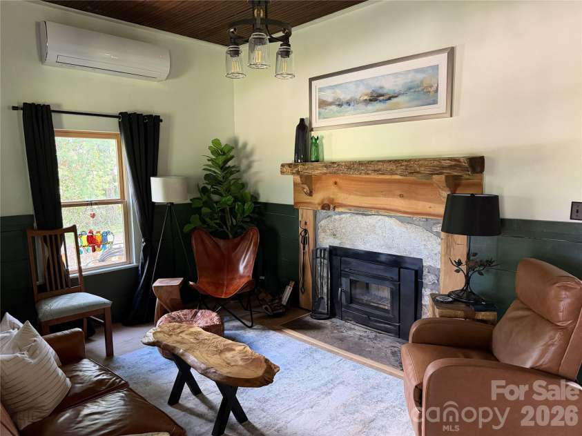 38 Lloyd Barnwell Road, Hendersonville, NC 28792.  MLS# CAR4394211, YatesRealty ID 35210. Solid Wood Custom Fire Place Mantle.