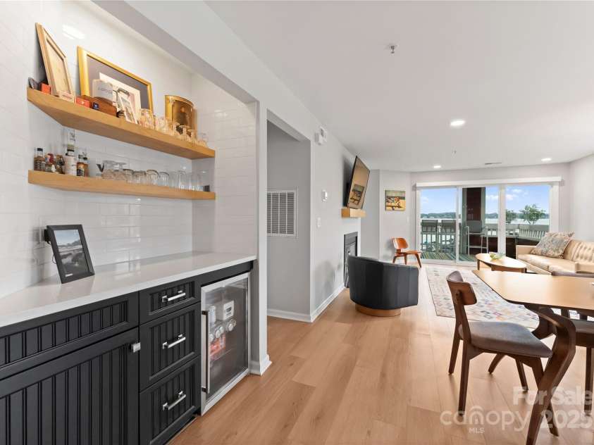 817 Southwest Drive, Davidson, NC 28036.  MLS# CAR4287616, YatesRealty ID 35210. 