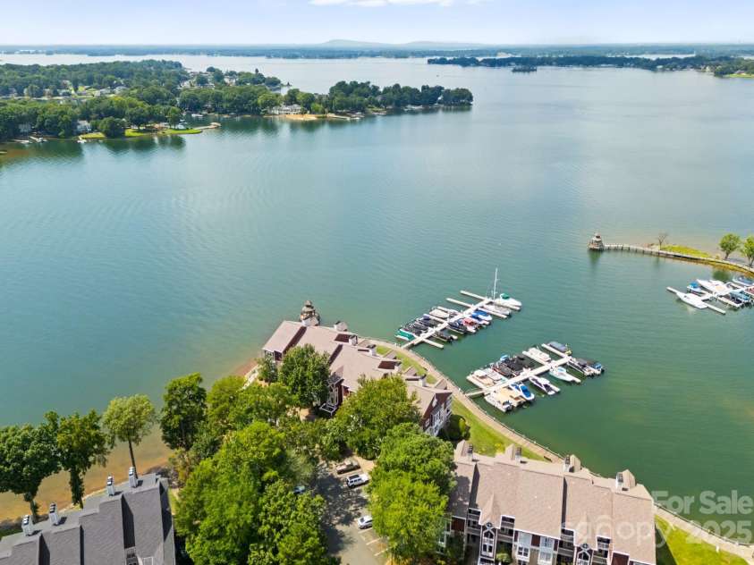 817 Southwest Drive, Davidson, NC 28036.  MLS# CAR4287616, YatesRealty ID 35210. 