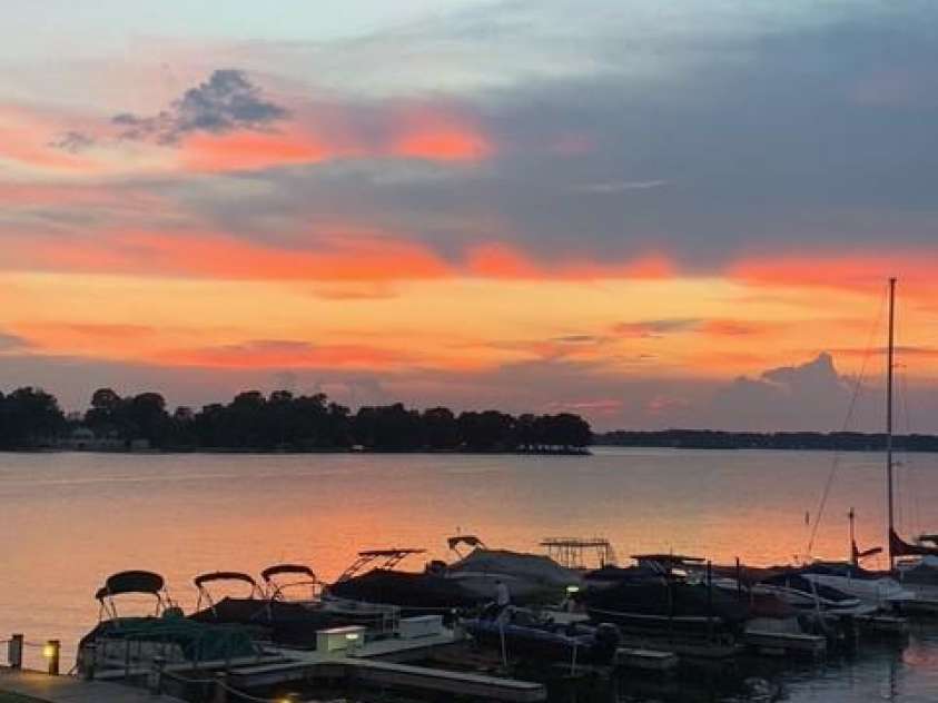 817 Southwest Drive, Davidson, NC 28036.  MLS# CAR4287616, YatesRealty ID 35210. 