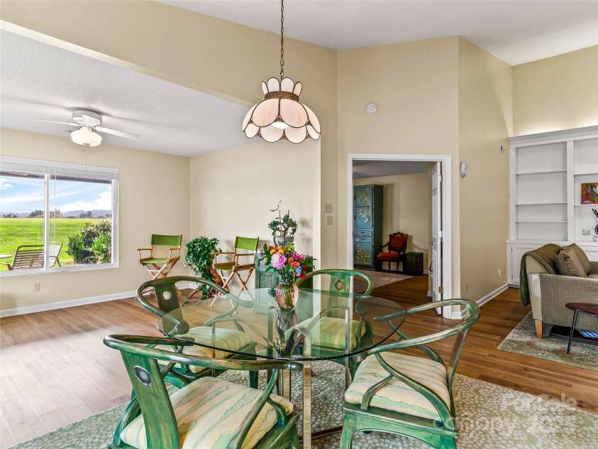 12A Heather Way, Candler, NC 28715.  MLS# CAR4290580, YatesRealty ID 35211. 