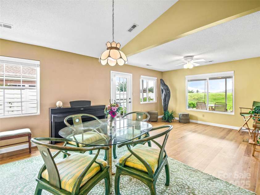 12A Heather Way, Candler, NC 28715.  MLS# CAR4290580, YatesRealty ID 35211. 