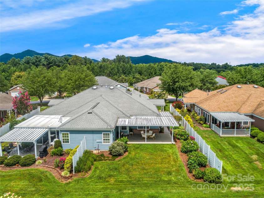 12A Heather Way, Candler, NC 28715.  MLS# CAR4290580, YatesRealty ID 35211. 