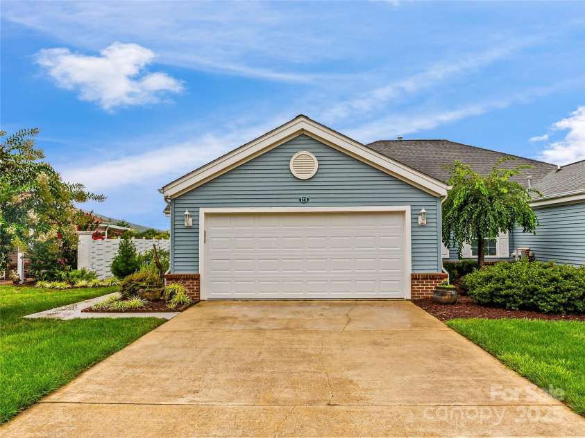 12A Heather Way, Candler, NC 28715.  MLS# CAR4290580, YatesRealty ID 35211. 