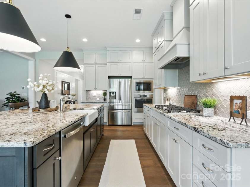 11926 Tree Sparrow Road, Charlotte, NC 28278.  MLS# CAR4297013, YatesRealty ID 35212. 