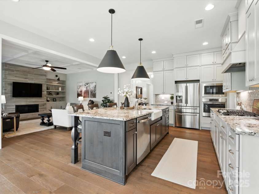 11926 Tree Sparrow Road, Charlotte, NC 28278.  MLS# CAR4297013, YatesRealty ID 35212. 