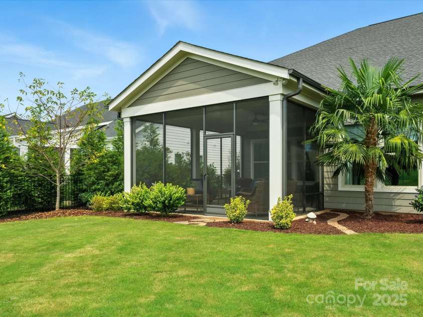 11926 Tree Sparrow Road, Charlotte, NC 28278.  MLS# CAR4297013, YatesRealty ID 35212. 